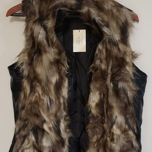 Guess short sleeve leather and fur jacket